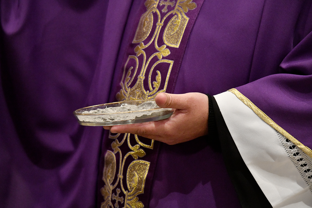 Mercoledì Delle Ceneri Digiuno E Astinenza Mercoledì delle Ceneri: camminare insieme nella speranza - Santa Rita
